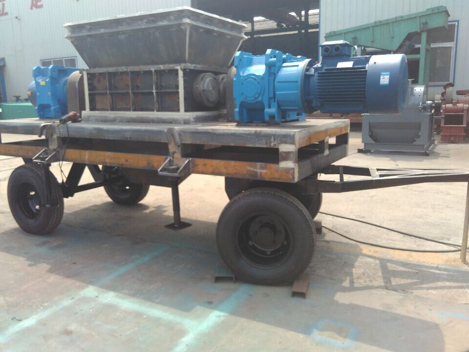 移動式萬能撕碎機
